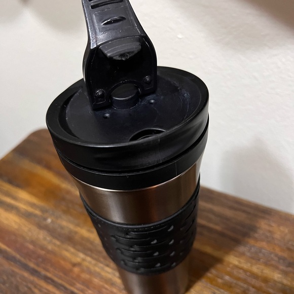 Just got to have it!! Starbucks travel mug16 oz - Picture 7 of 9